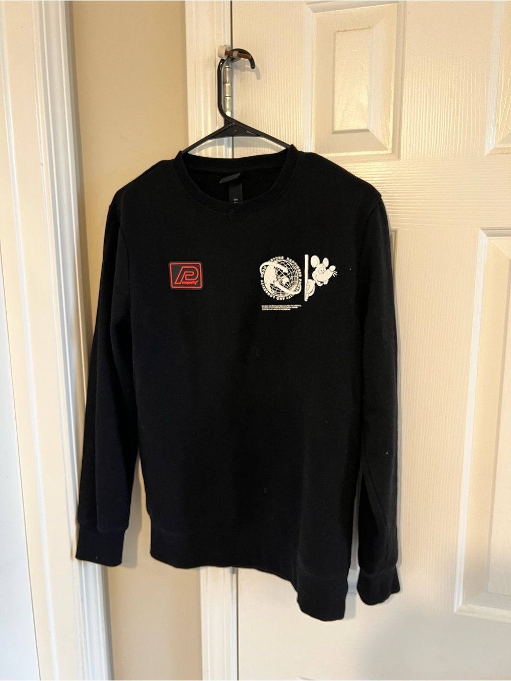 H&M Black Crewneck Sweatshirt with White & Red Graphics